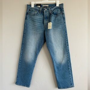 Levi’s Wedgie Straight Jeans